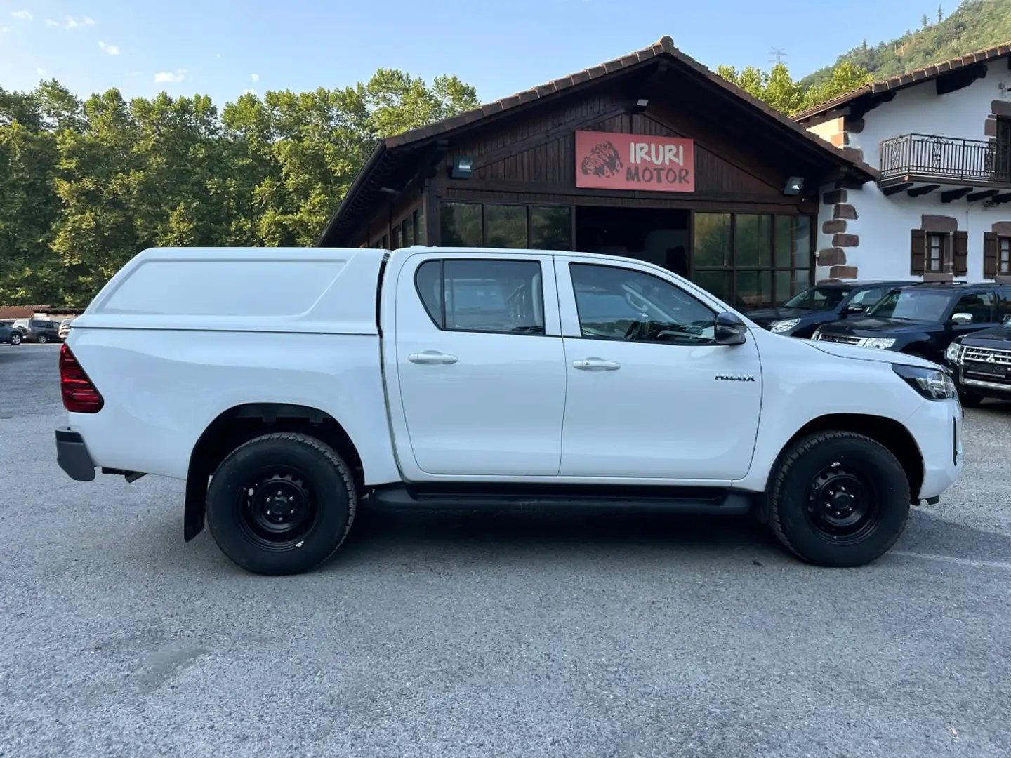 Toyota Hilux Doble Cabina GX Blanco - 1