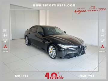 2.2 Turbo AT8 210CV AWD Q4 Veloce