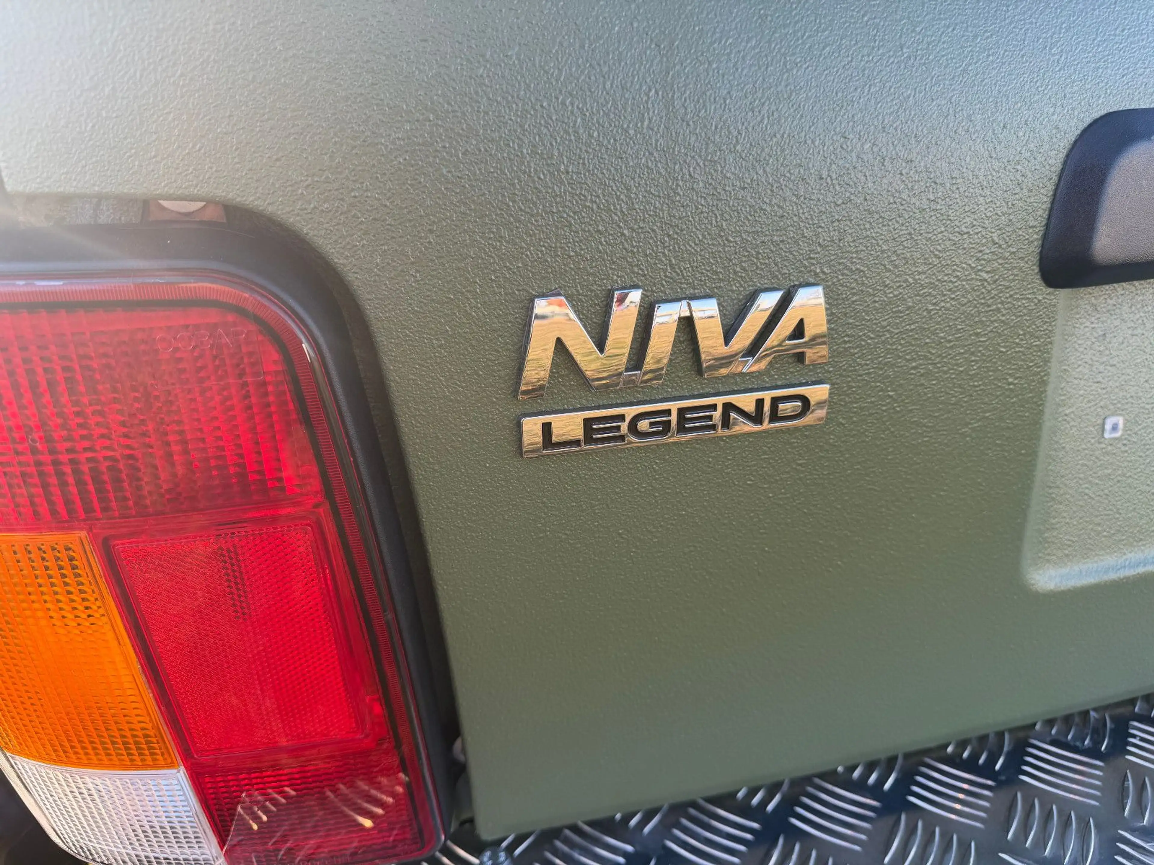 Lada Niva RAPTOR OLIVGRÜN! STANDHEIZUNG "NORMA JAGDW." — photo 12