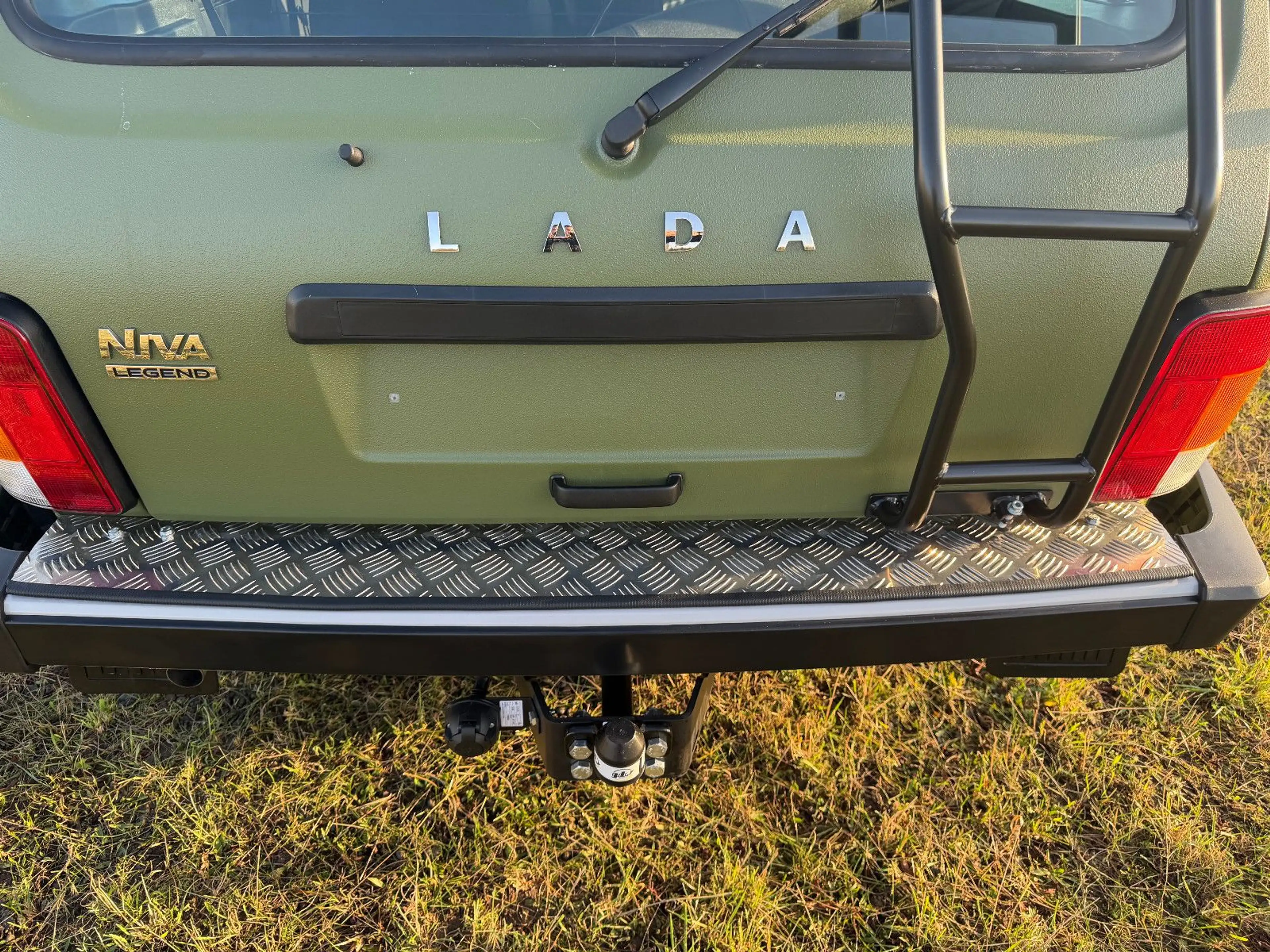 Lada Niva RAPTOR OLIVGRÜN! STANDHEIZUNG "NORMA JAGDW." — photo 10