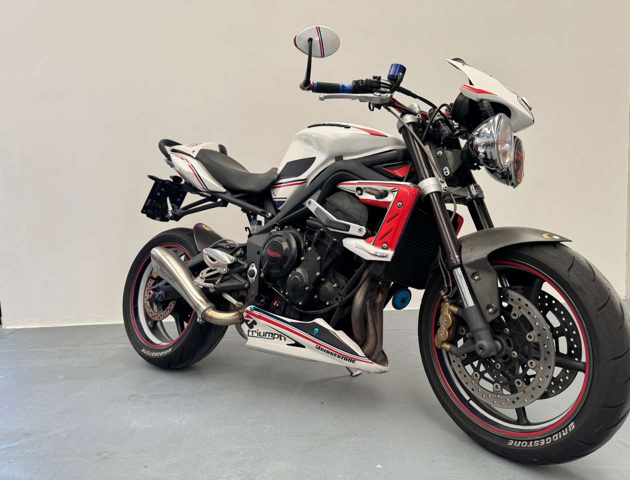 Triumph Street Triple R 675