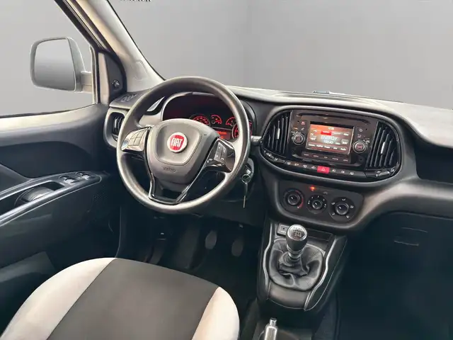 Fiat Doblo view 11