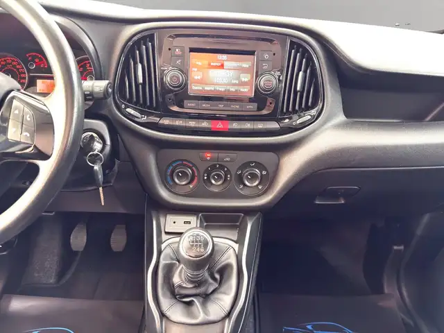 Fiat Doblo view 13