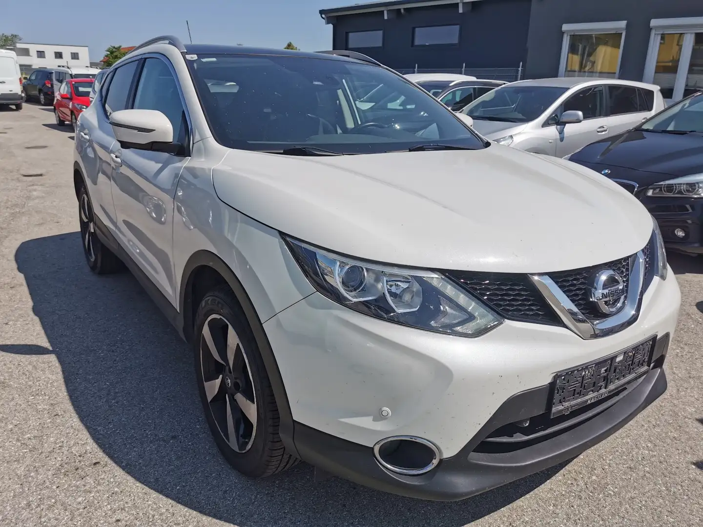 Nissan Qashqai 360° Weiß - 2