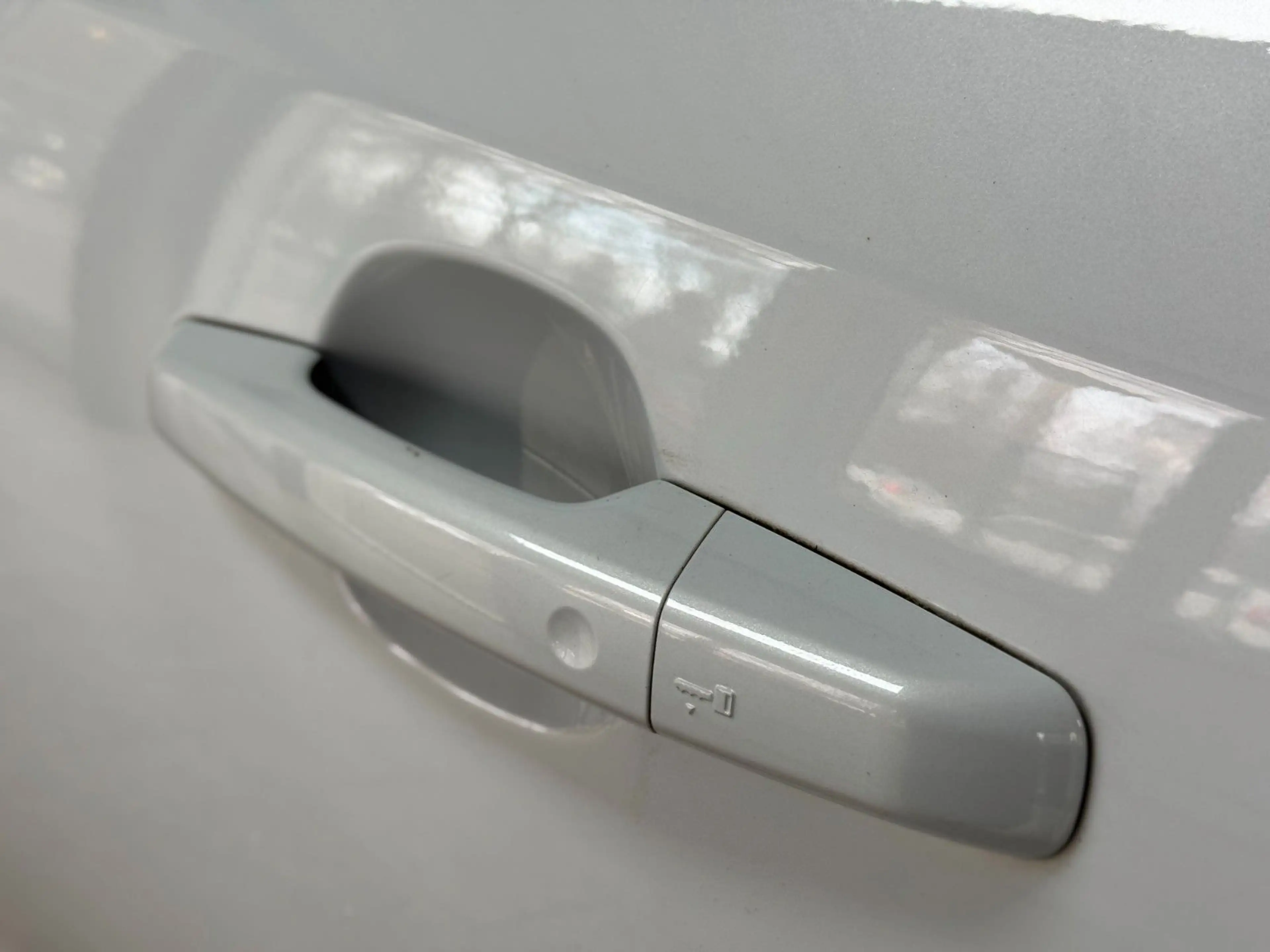 Jaguar E-Pace E-PACE D240*HSE*AWD*Pano*LED*Memory*Audio — photo 40
