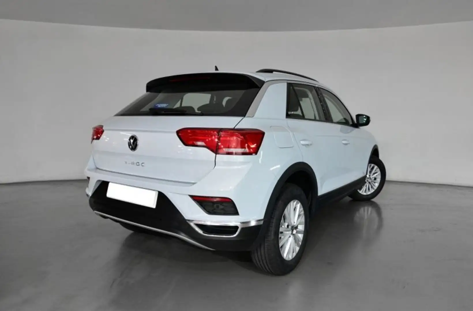 Volkswagen T-Roc Connect 1.0 TSI 81 kW (110CV) SG6 (A113CX12) Plateado - 2