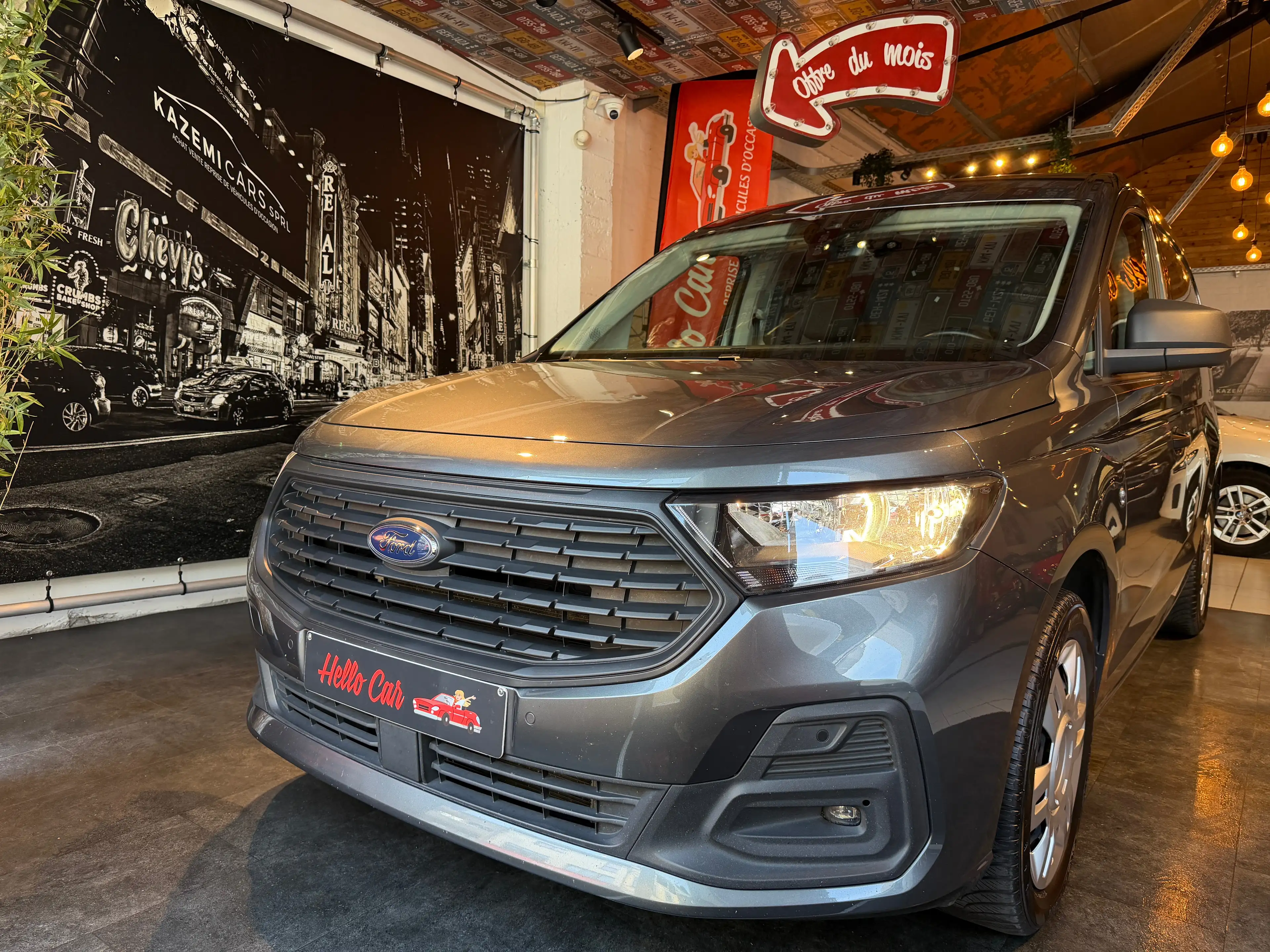 Ford Transit Connect 2.0 EcoBlue L2H1 * BOITE AUTO * TVA * SIEGES CHAUFFANTS * CARPLAY * GARANTIE FORD — photo 5