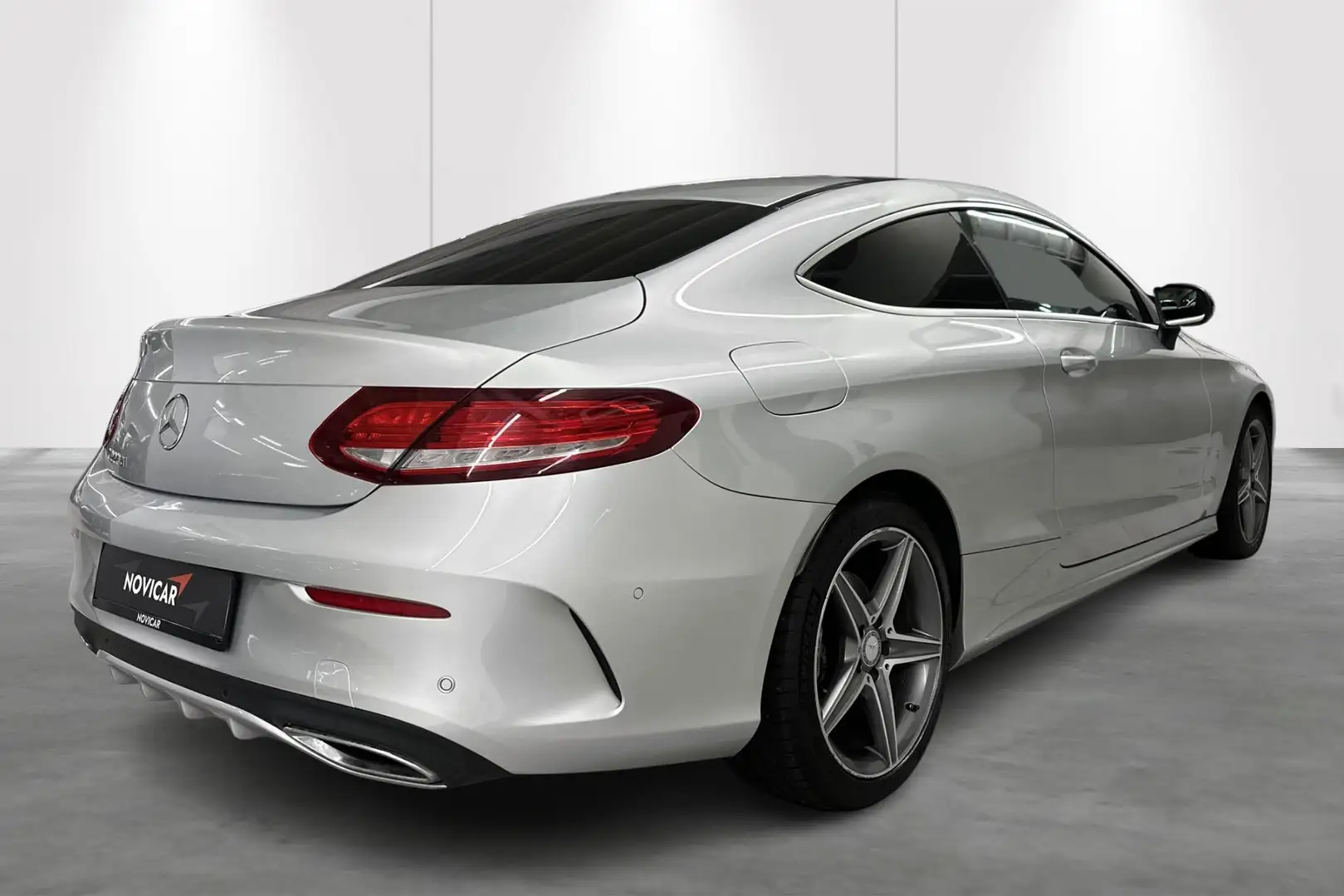 Mercedes-Benz C 220 Coupé C d 120kW Auto Edition 1 Zilver - 2