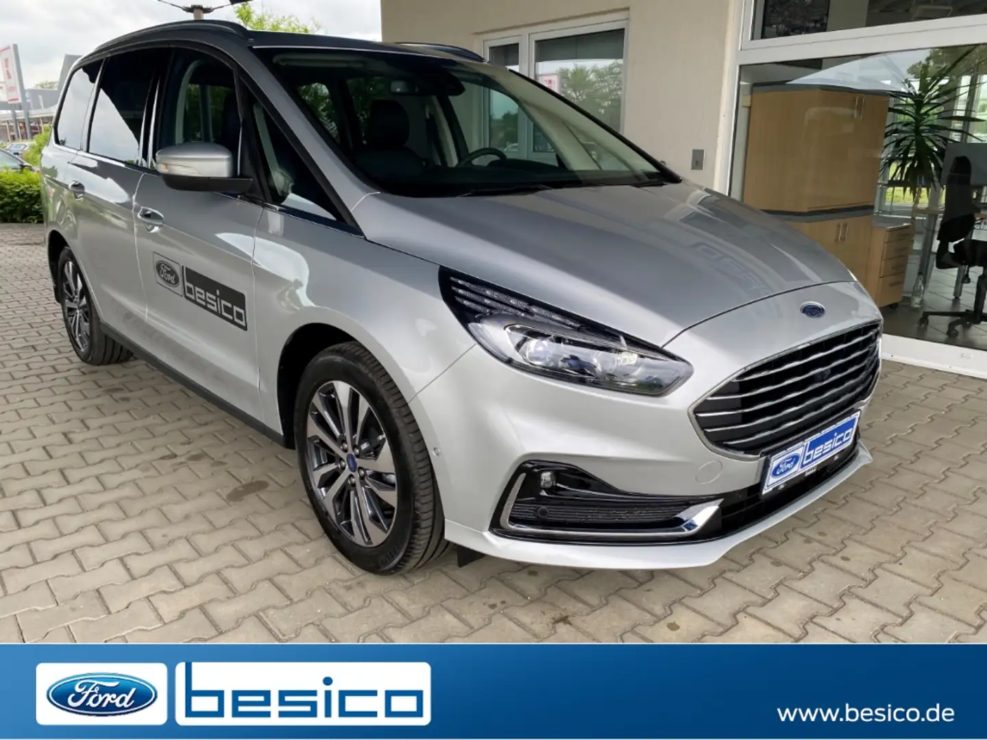 Ford Galaxy Titanium FHEV+LED+ACC+PDC+BLIS+NAV+DAB+LMF srebrna - 1