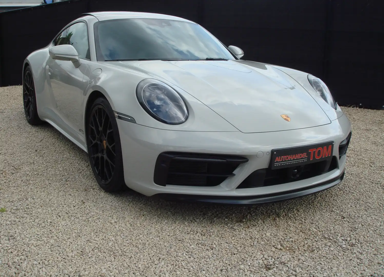 Porsche 911 992 CARRERA 4 GTS * LIFT * BOSE * SCHUIFDAK * Gris - 1