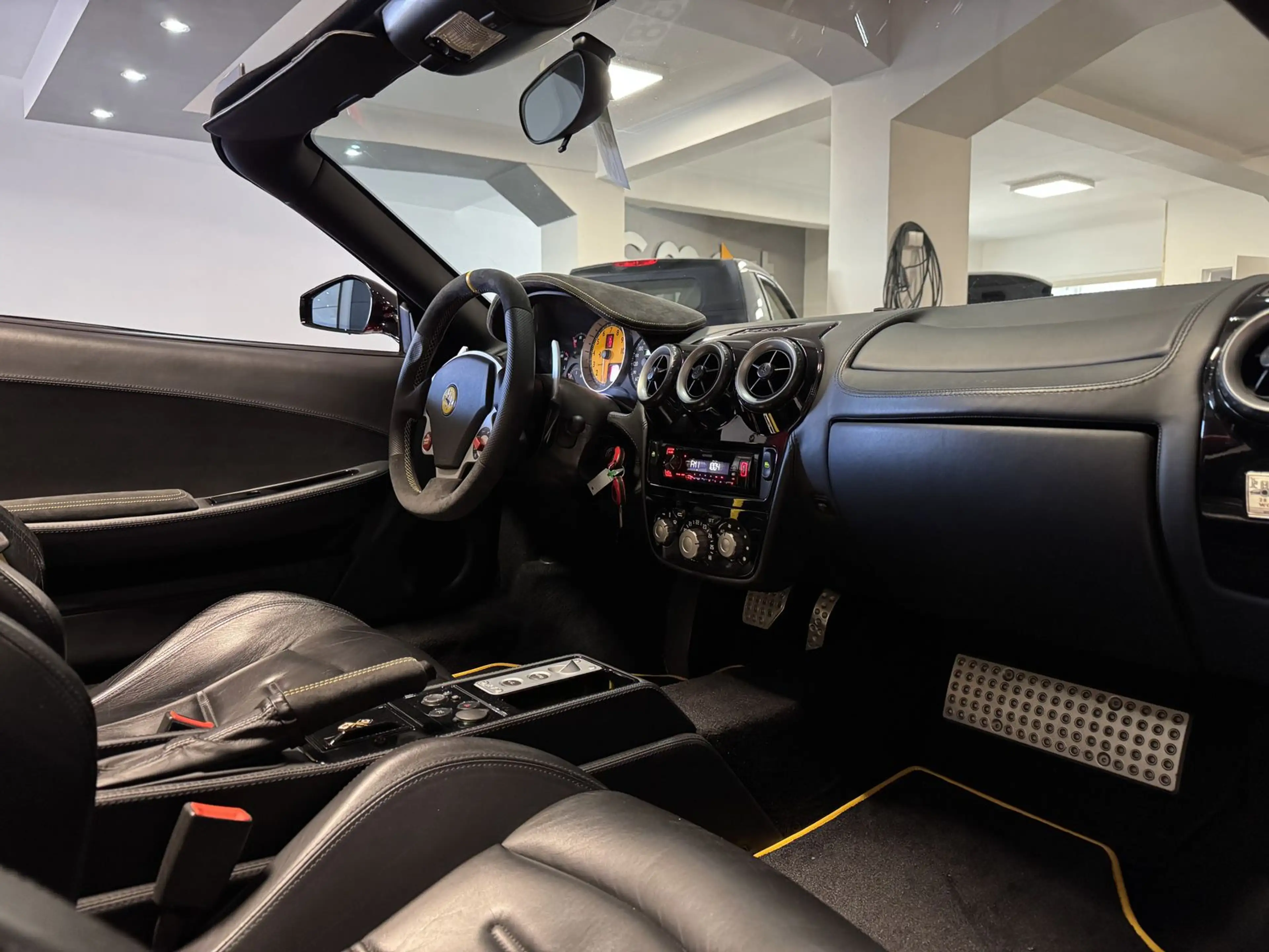 Ferrari F430 Spider F1 F28 FORMULA1 WORLD TITLES Keramik — photo 13