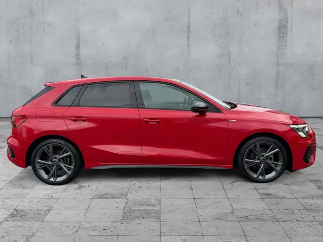 Audi A3 view 7