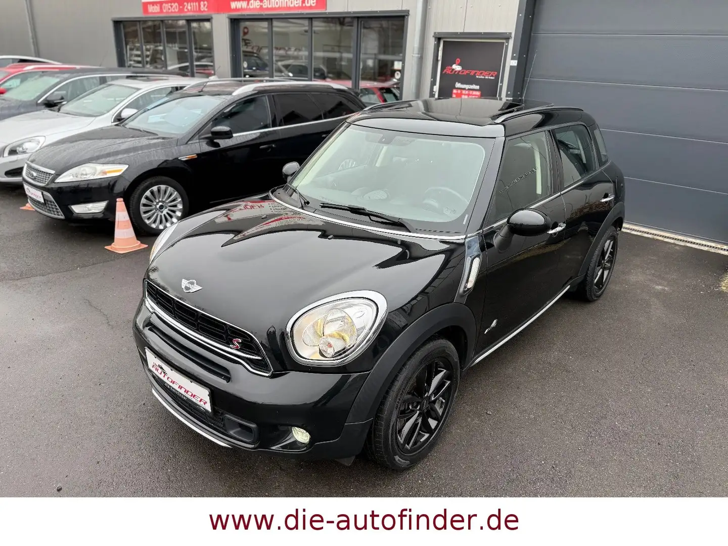 MINI Cooper S Countryman All4 Navi,Sitzh,PDC,Panorama Schwarz - 2