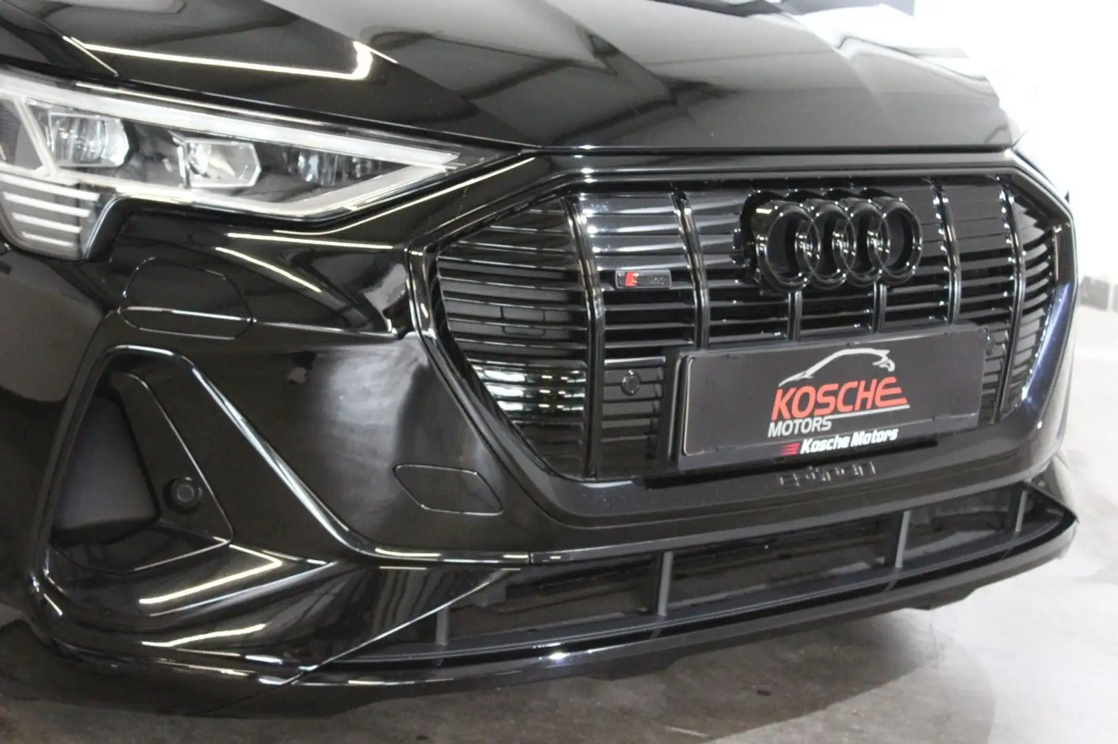 Audi e-tron S Sportback quattro S line Black Edition Schwarz - 2