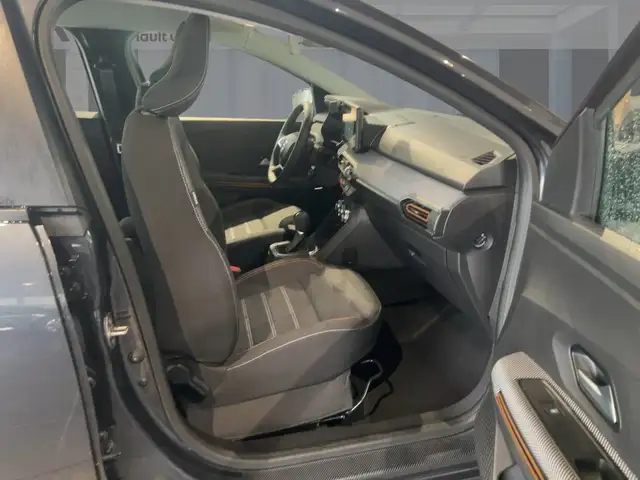 Dacia Sandero Stepway view 8
