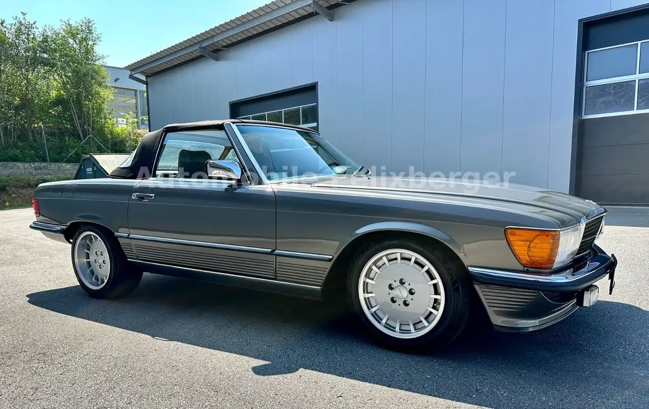 Mercedes-Benz SL 560 seltene Farbkombi Lorinser Sammlerauto, foto 4