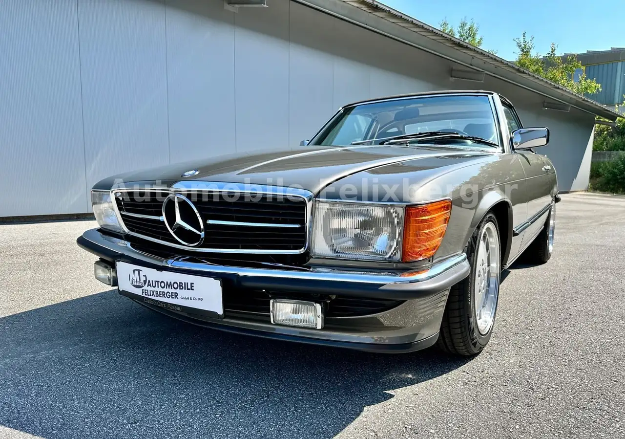 Mercedes-Benz SL 560 seltene Farbkombi Lorinser Sammlerauto, foto 5