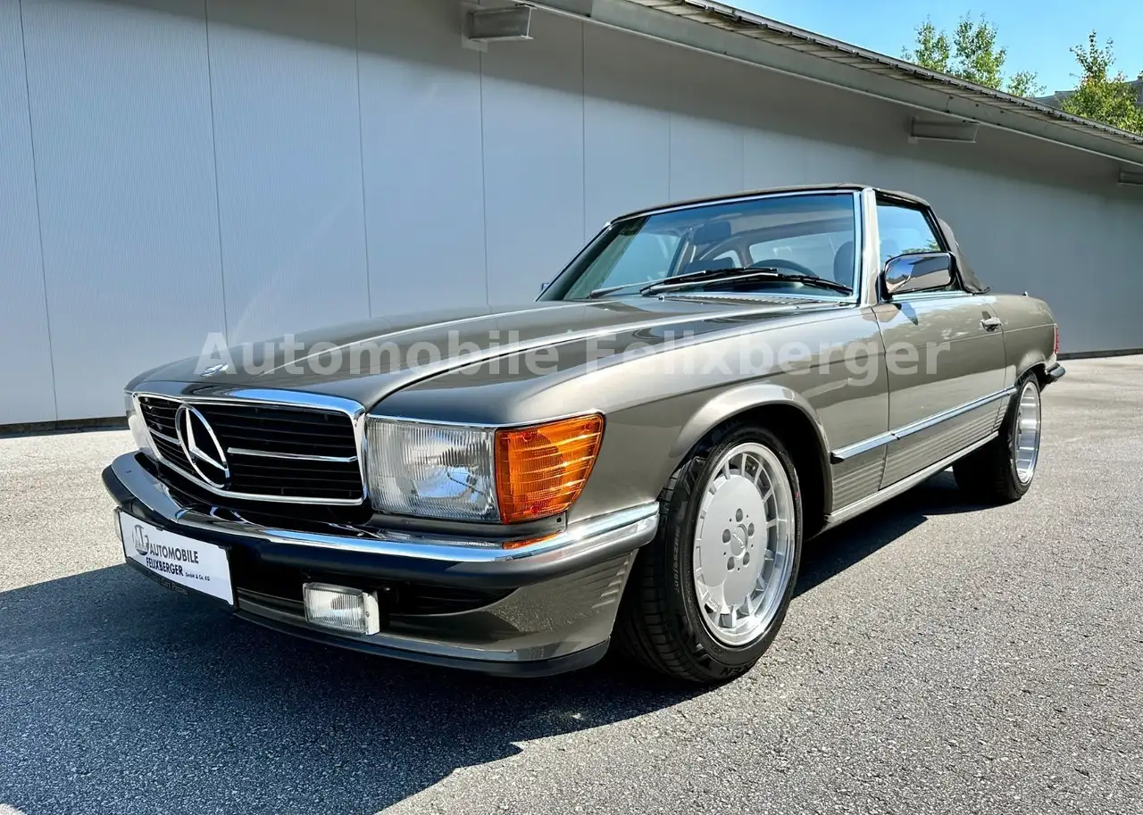 Mercedes-Benz SL 560 seltene Farbkombi Lorinser Sammlerauto, foto 2