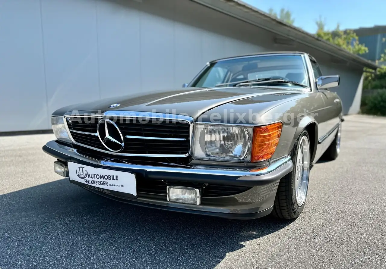 Mercedes-Benz SL 560 seltene Farbkombi Lorinser Sammlerauto, foto 8