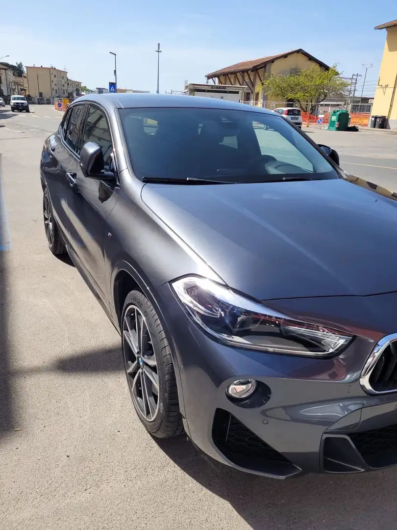 BMW X2 sdrive18d Msport auto Gri - 2