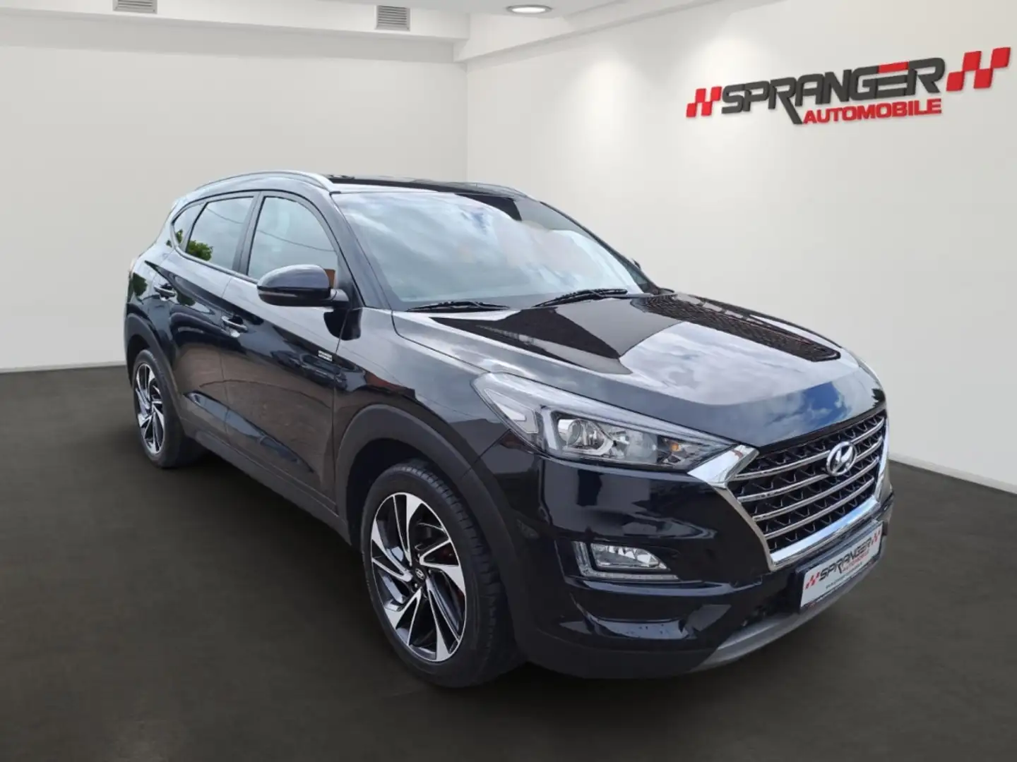 Hyundai TUCSON *AHK*Klima*R.Cam*Shzg*Navi*LHZ*PDC* Black - 2