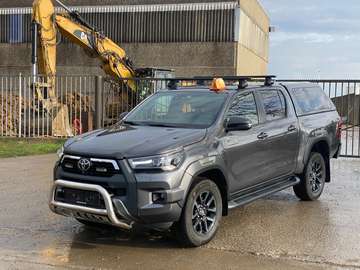 Hilux 2.8 D-4D 4WD Invincible 40455 eur htva