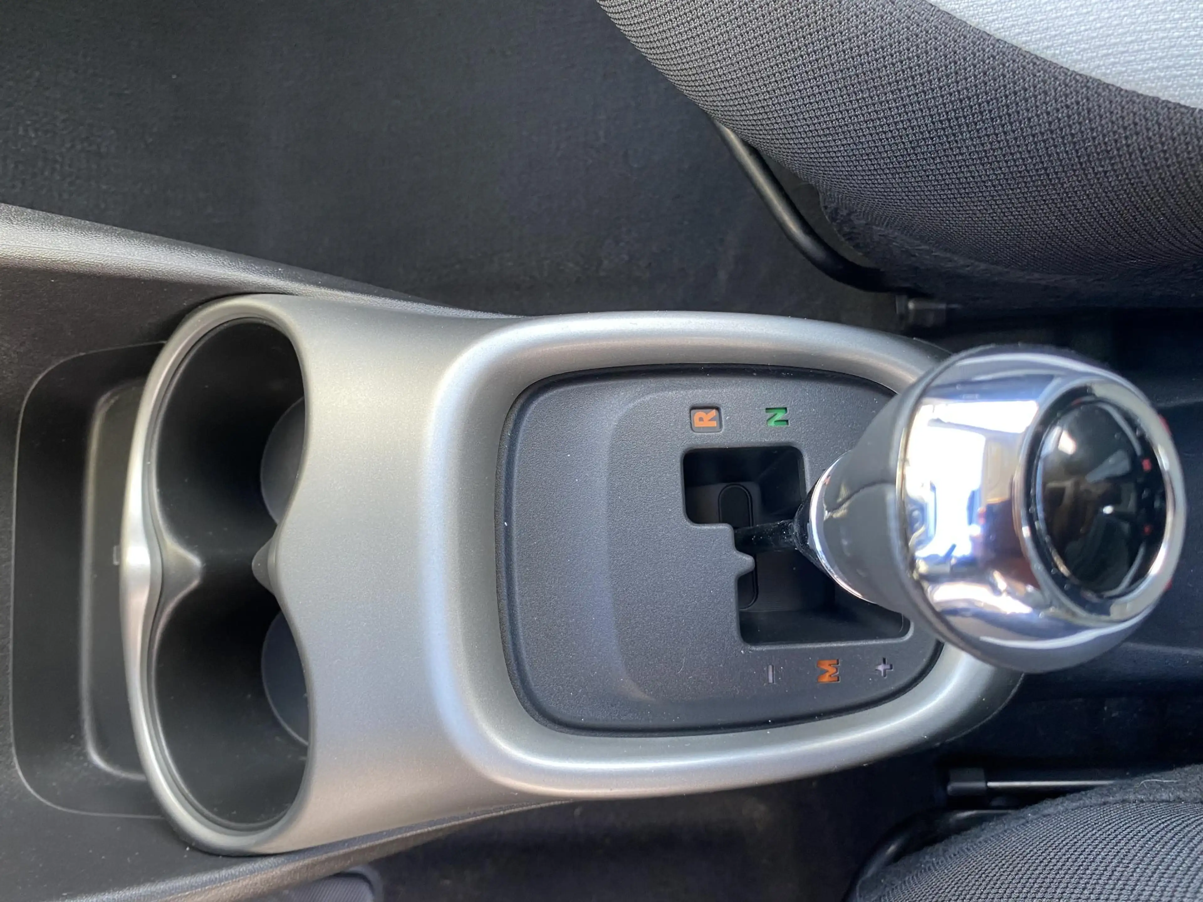 Toyota Aygo 1.0 VVT-i x-play — photo 22