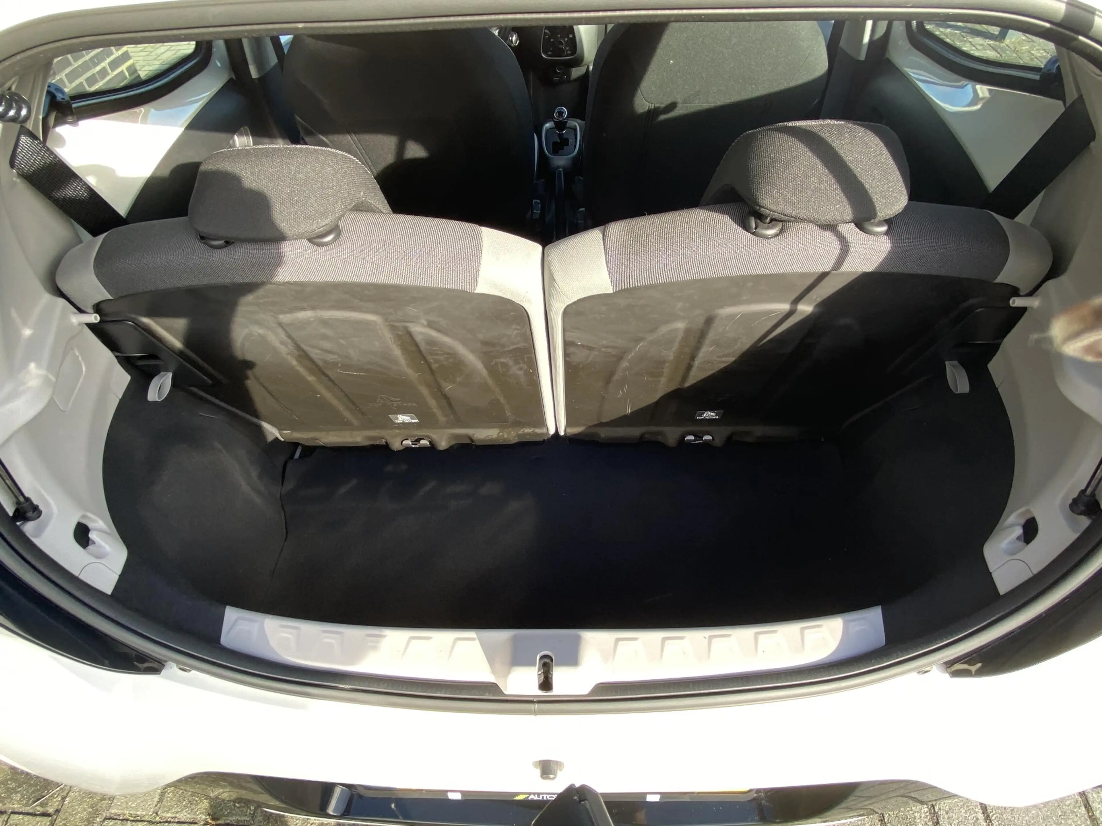 Toyota Aygo 1.0 VVT-i x-play — photo 9