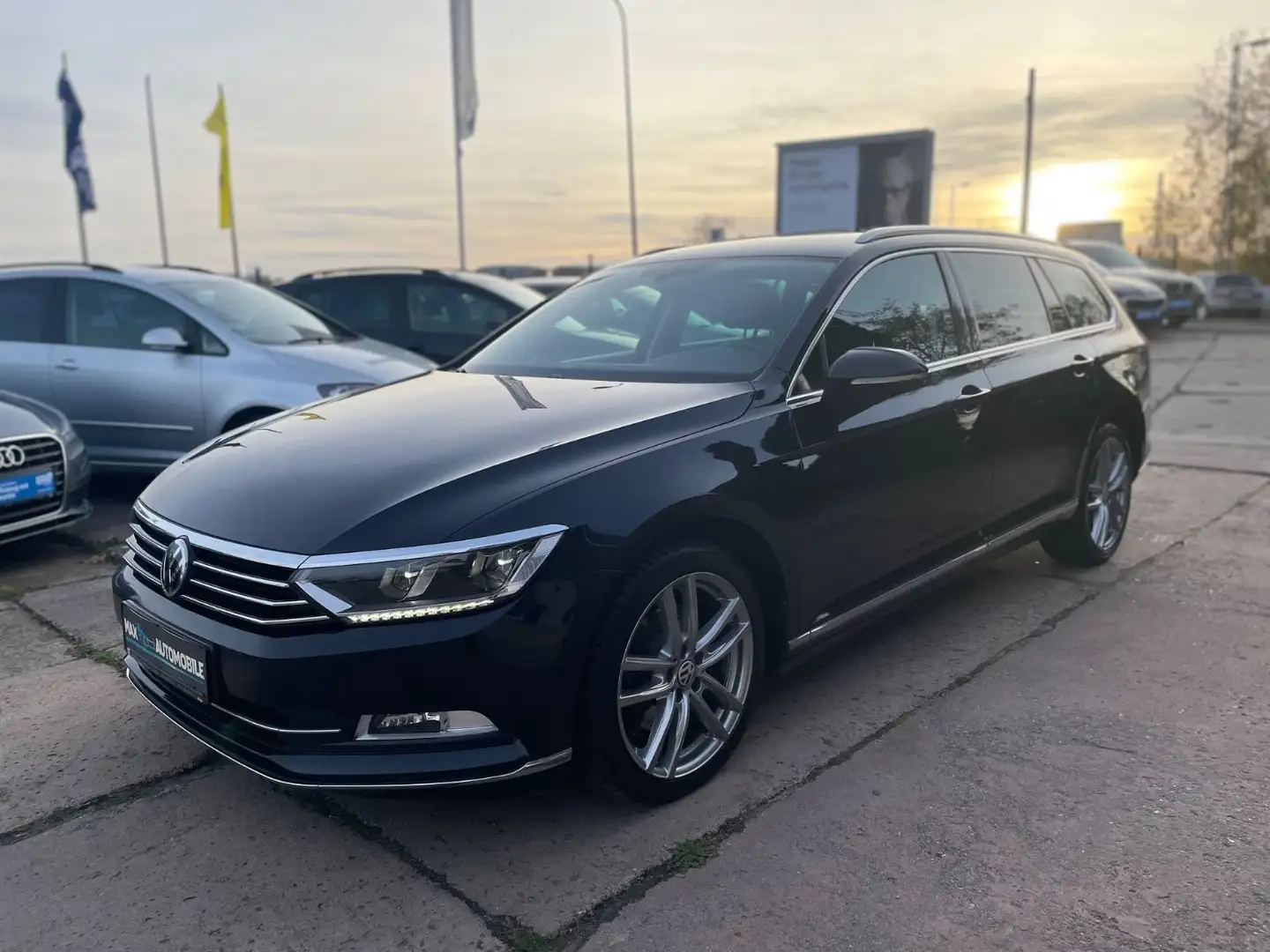 Volkswagen Passat Variant Highline BMT/Start-Stopp Schwarz - 2