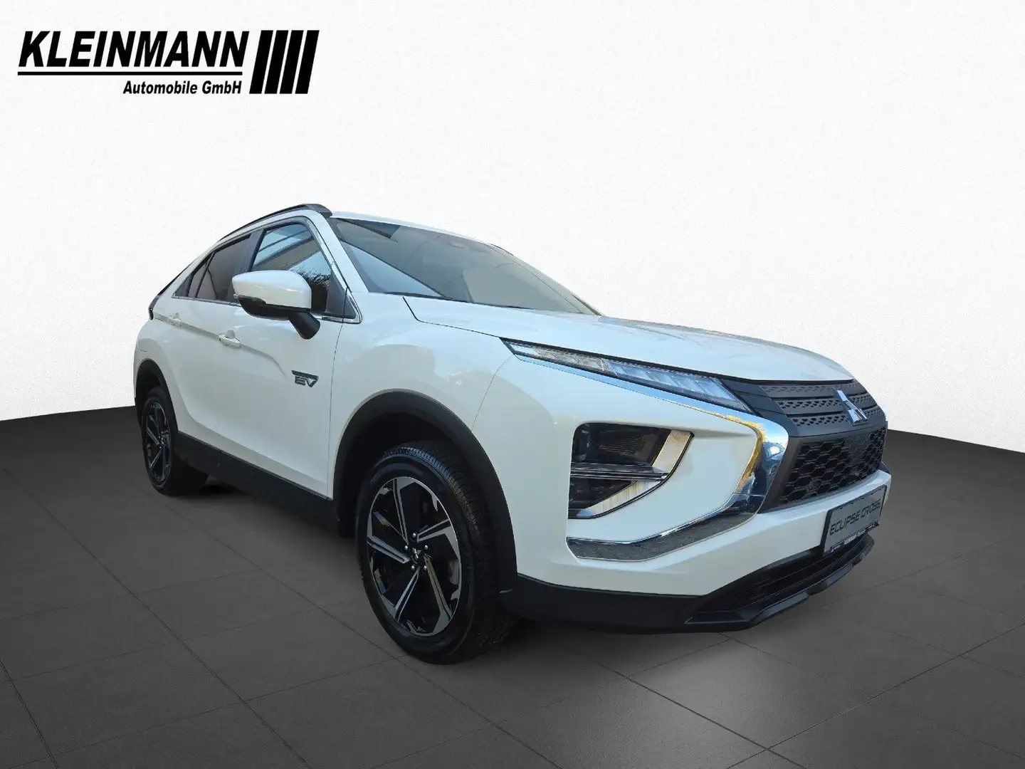 Mitsubishi Eclipse Cross PHEV Basis 2.4 MIVEC 4WD Weiß - 2
