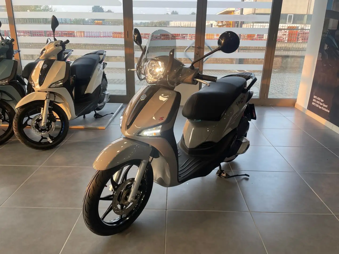 Piaggio Liberty 125 "S" UNICO PROPRIETARIO, PARI AL NUOVO, SOLO 800KM! Grigio - 1