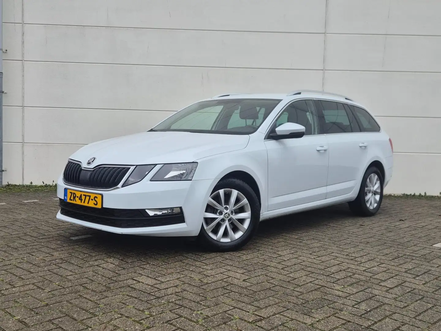 Skoda Octavia Combi 1.0 TSI 116pk EX-BPM/BTW |Airco|Navi|Cruise| Wit - 1
