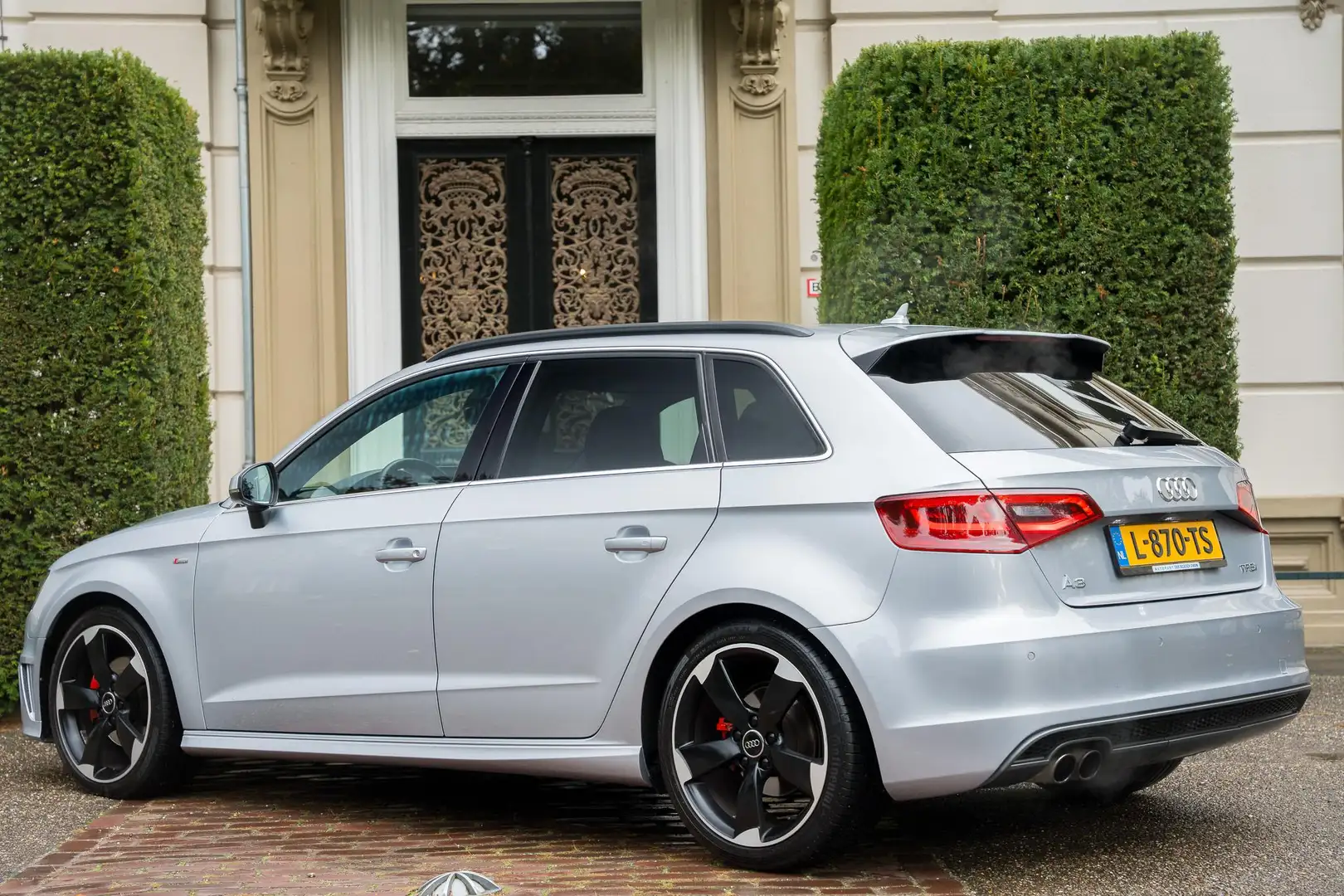 Audi A3 Sportback 1.4 TFSI S-LINE STANDKACHEL | DODEHOEKSE Gris - 2