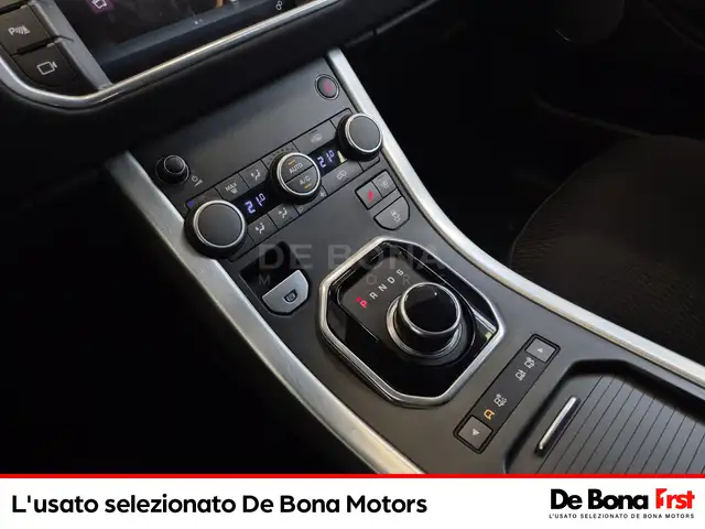 Land Rover Range Rover Evoque view 14