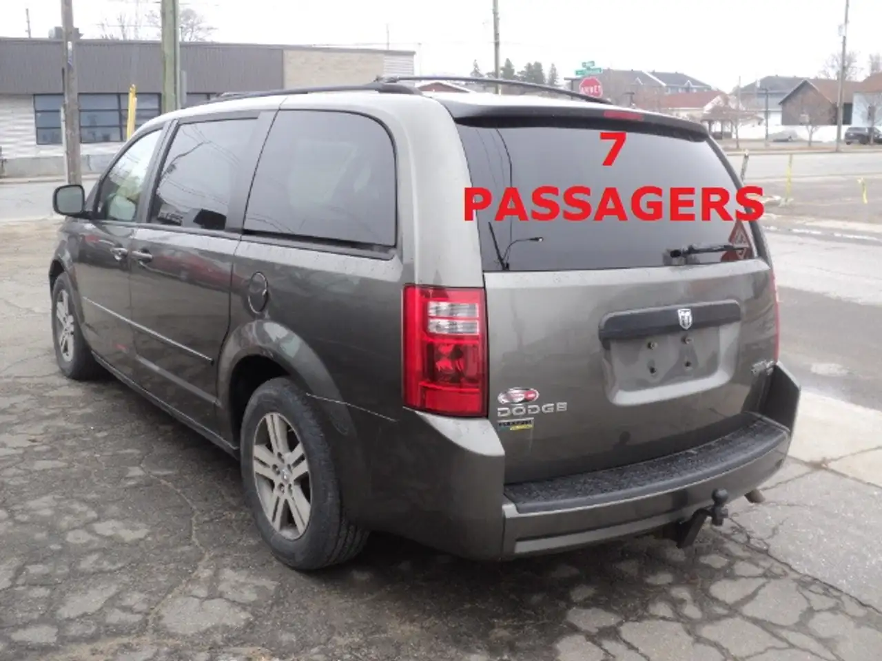 Dodge Caravan снимка Dodge Caravan