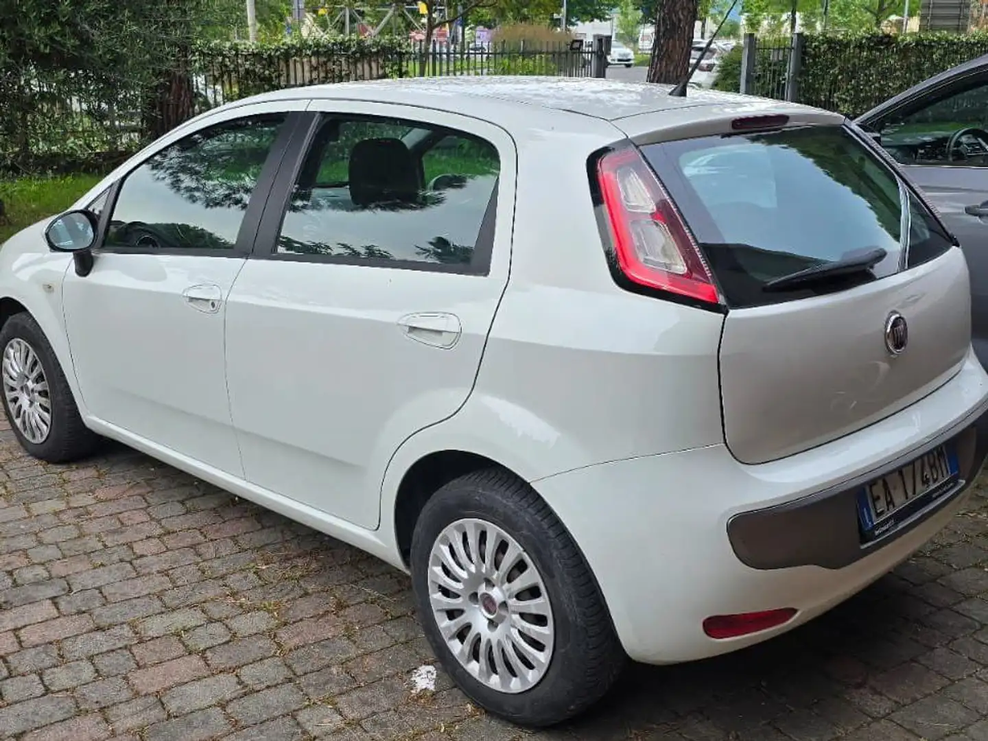 Fiat Punto Evo Punto Evo 5p 1.4 Dynamic Gpl 77cv Bianco - 2
