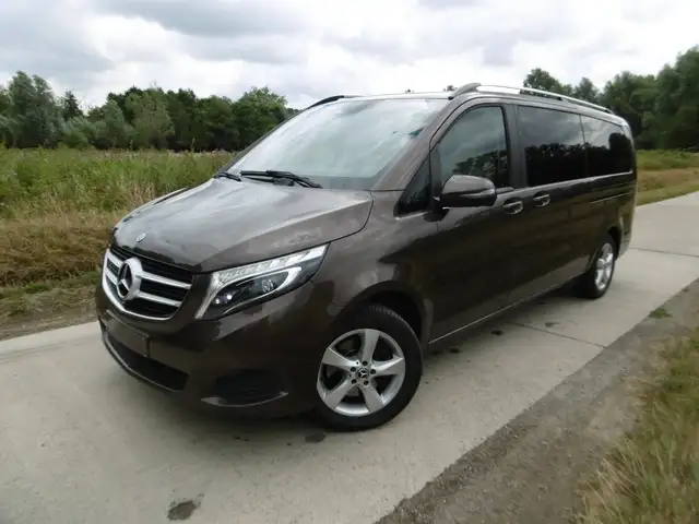 Mercedes-Benz V 250 d 4-Matic  Avantgarde L3  netto: 23925 eu