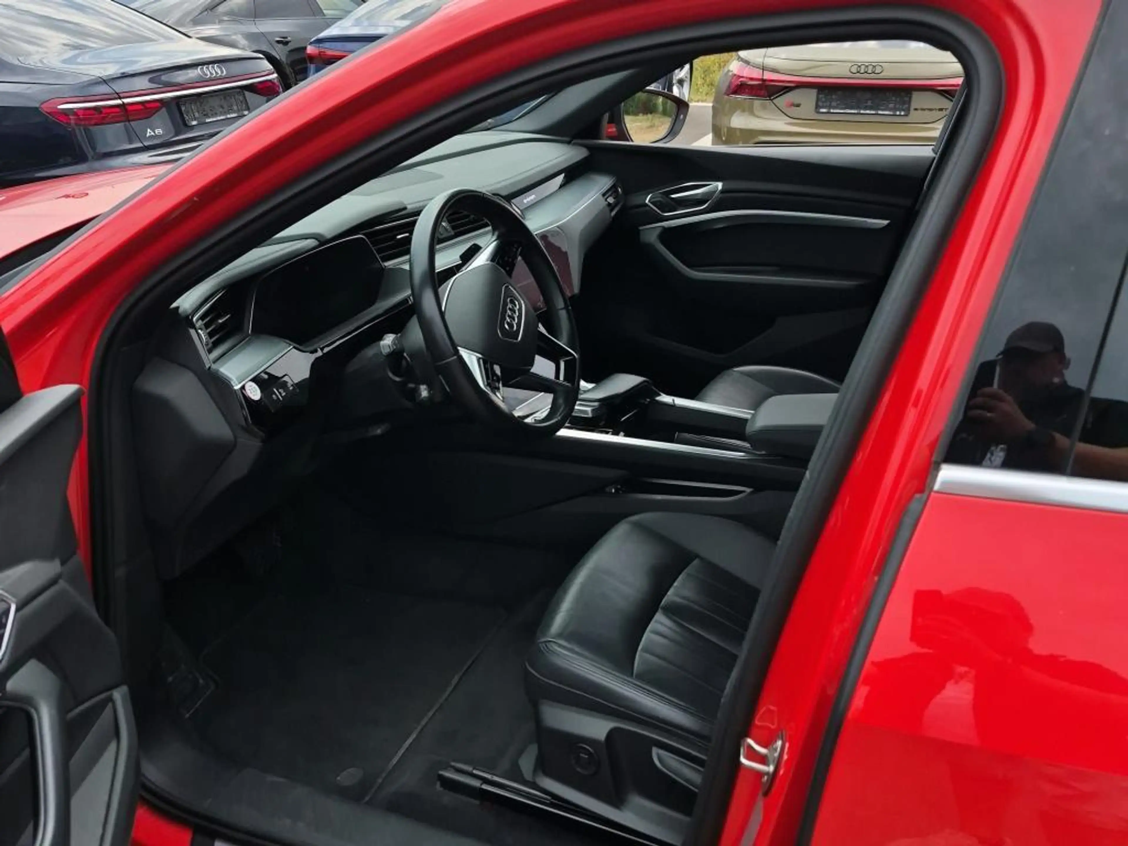 Audi e-tron 55 ADVANCED 21Z/DIGI-MATRIX/ACC/HuD/360° — photo 10