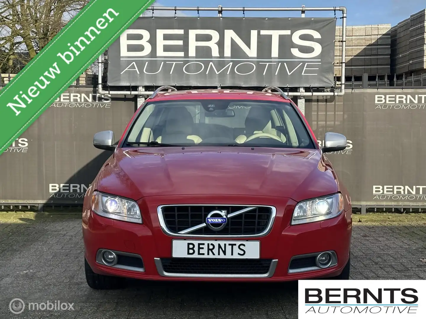 Volvo V70 T5|5 Cilinder|Trekhaak|Volvo on call|Standkachel|S Rouge - 2