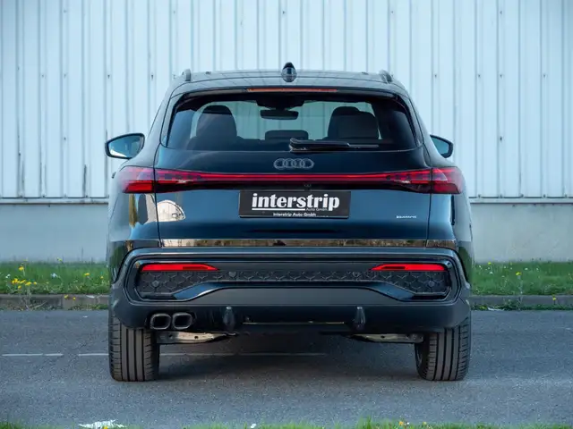 Audi Q5 view 5