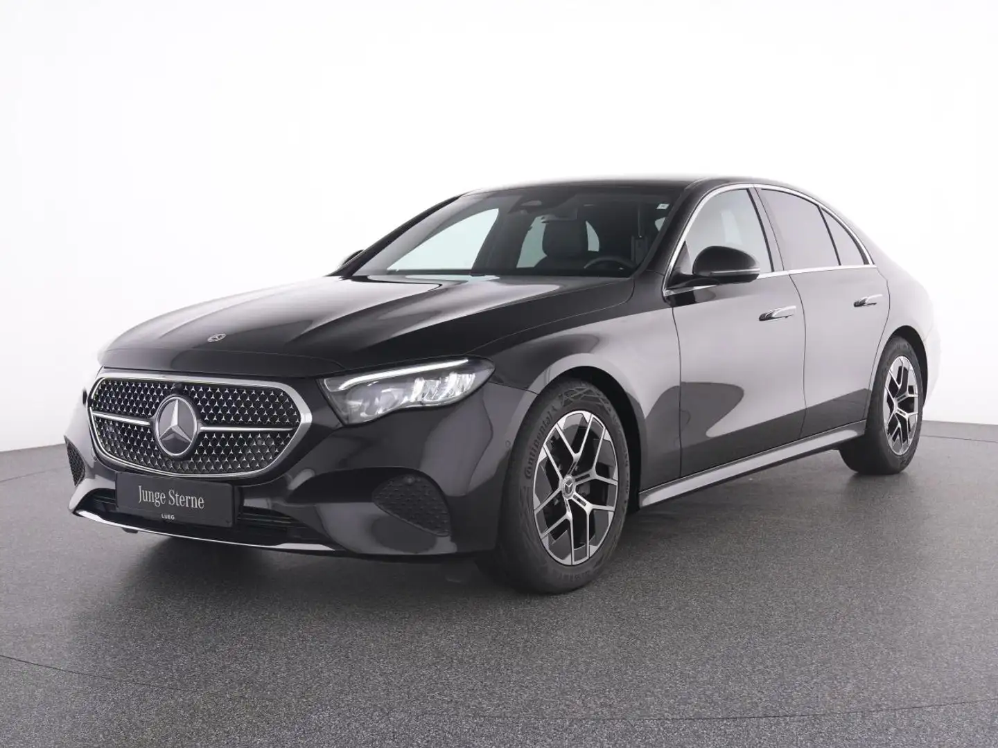 Mercedes-Benz E 220 d Avantgarde+AHK+Stdhzg+LED+Totw.+RFK+PTS+ Noir - 1