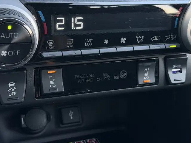 Toyota Rav4 view 29