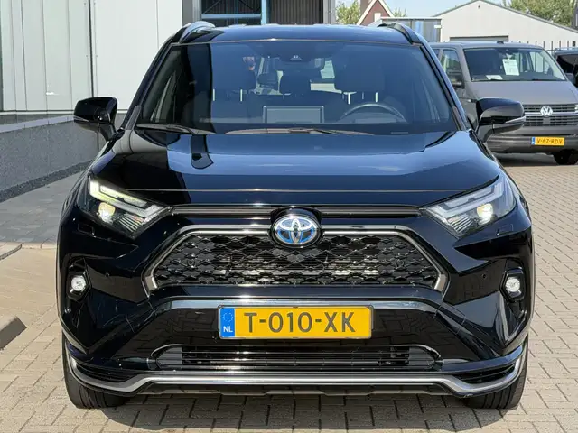 Toyota Rav4 view 10