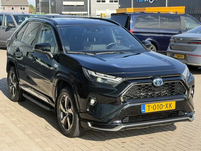 Toyota Rav4 view 11