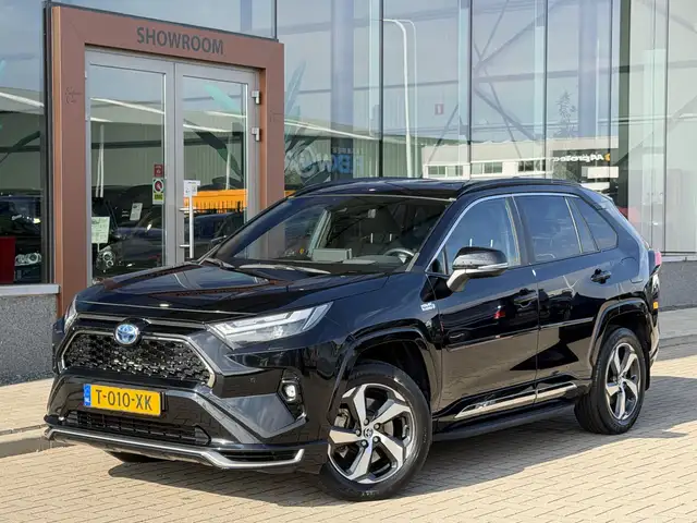Toyota Rav4 view 2