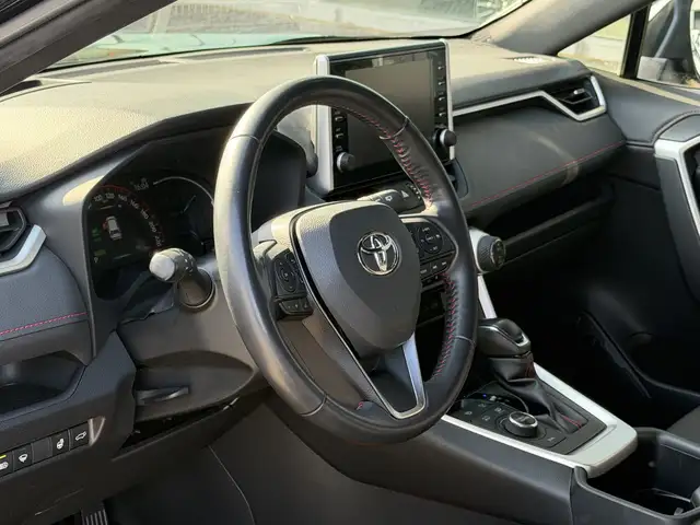 Toyota Rav4 view 7
