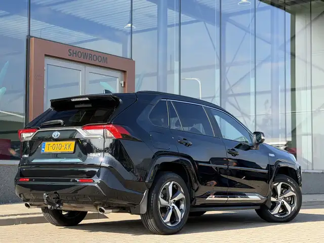 Toyota Rav4 view 13