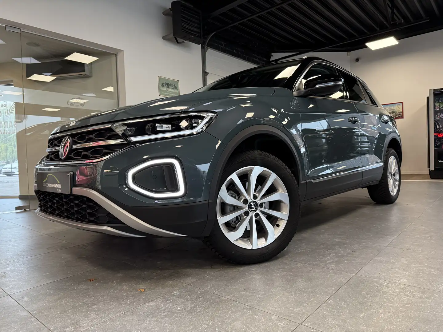 Volkswagen T-Roc T-Roc 1.5 TSI OPF DSG Style * Navi * bi-color * Grau - 1