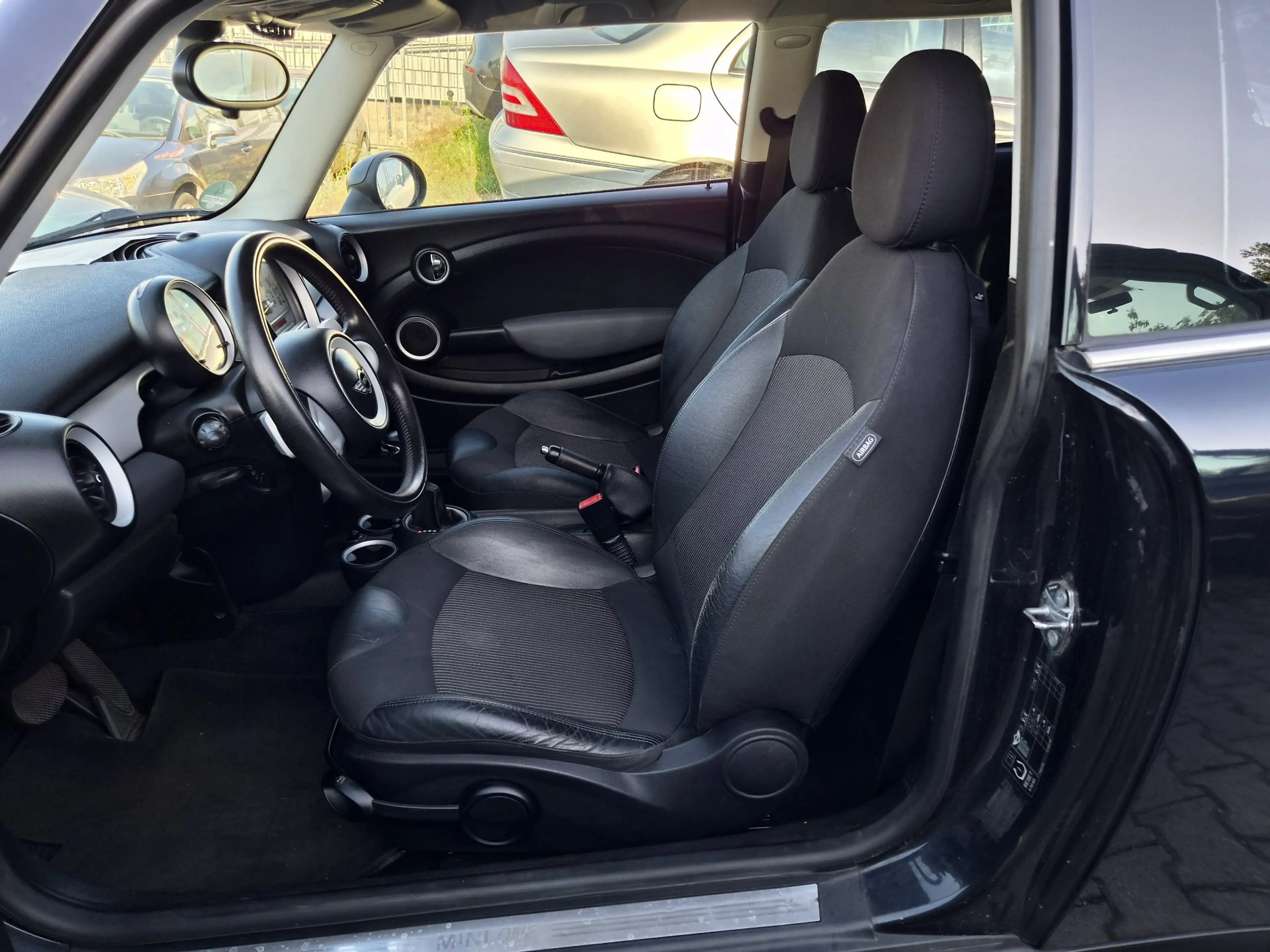 MINI One AC schnitzer & Automatik Getriebe & Leder — photo 8