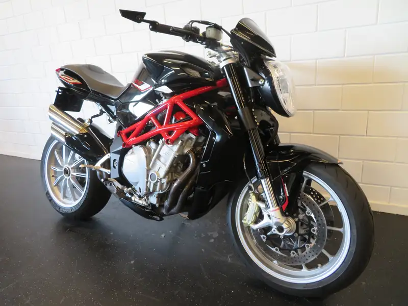 MV Agusta Brutale 1078 - foto 2